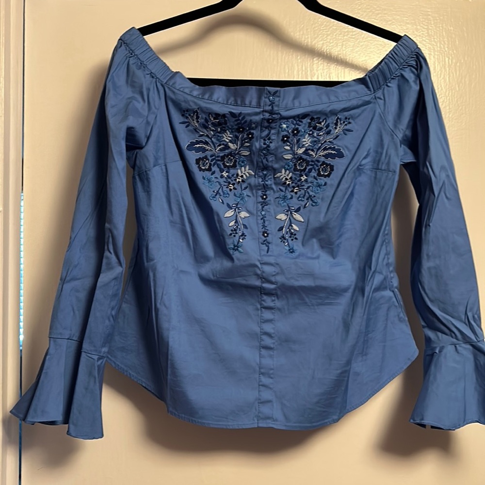 Women’s Express blue off the shoulder top with floral detail on front